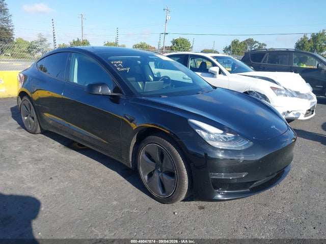 2019 5YJ3E1EA6KF426804 main image