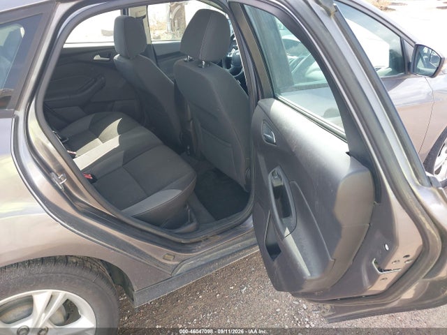 46047098 :رقم المزاد ، 1FADP3K26EL186345 vin ، 2014 Ford Focus Se مزاد بيع