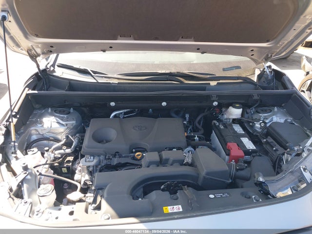 2T3P1RFV9RW439046 Toyota Rav4 Xle