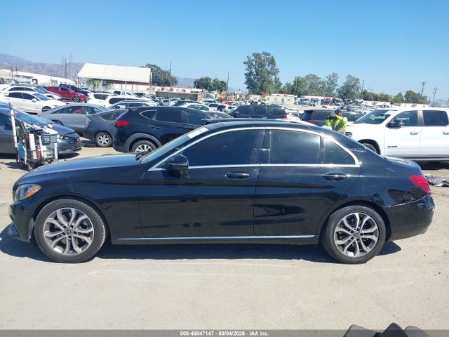 46047147 :رقم المزاد ، WDDWF4JBXJR397154 vin ، 2018 Mercedes-benz C 300 مزاد بيع