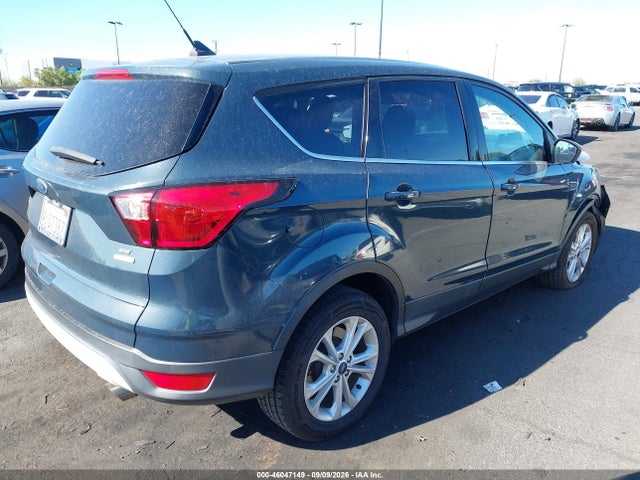 Ford ESCAPE SE 2019 1FMCU0GD2KUC04980 Image 4