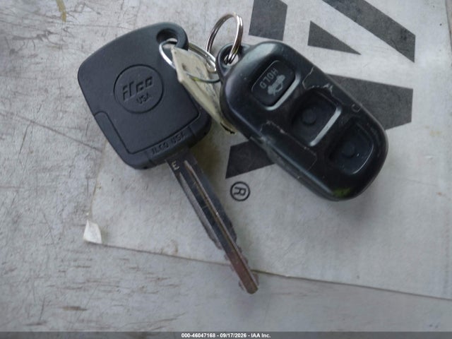 2005 Toyota Camry Xle მანქანა იყიდება აუქციონზე, vin: 4T1BE30K25U573118, აუქციონის ნომერი: 46047168
