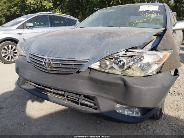 2005 Toyota Camry Xle მანქანა იყიდება აუქციონზე, vin: 4T1BE30K25U573118, აუქციონის ნომერი: 46047168