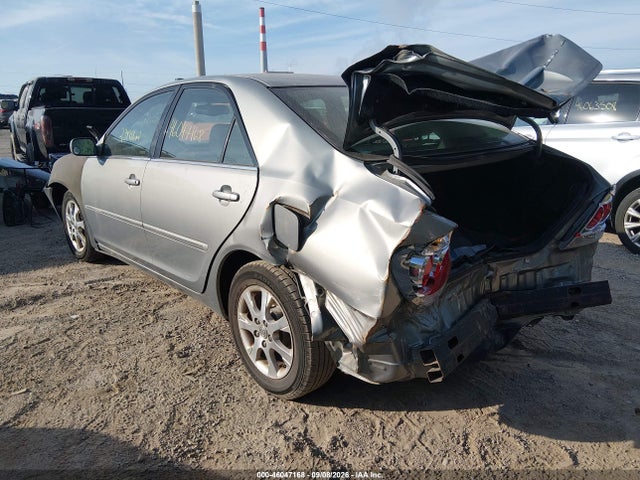 2005 Toyota Camry Xle მანქანა იყიდება აუქციონზე, vin: 4T1BE30K25U573118, აუქციონის ნომერი: 46047168