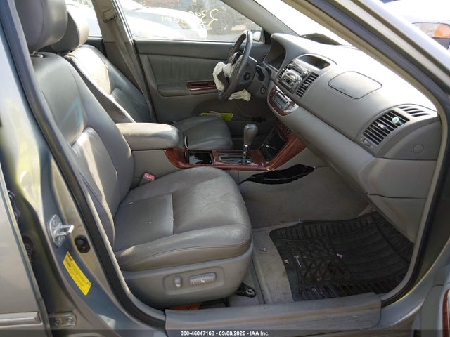 2005 Toyota Camry Xle მანქანა იყიდება აუქციონზე, vin: 4T1BE30K25U573118, აუქციონის ნომერი: 46047168