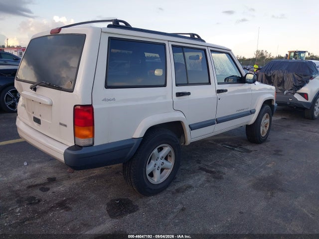 2001 Jeep Cherokee Sport მანქანა იყიდება აუქციონზე, vin: 1J4FF48S31L563706, აუქციონის ნომერი: 46047192