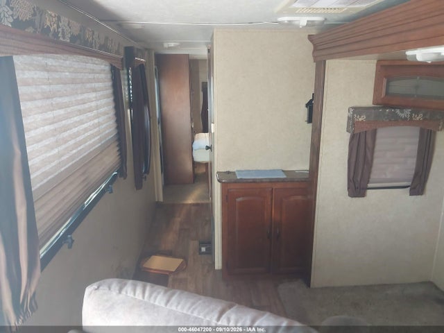 Продажа на аукционе авто 2012 Forest River V-cross Platinum, vin: 4X4TVCH2XCU100619, номер лота: 46047200
