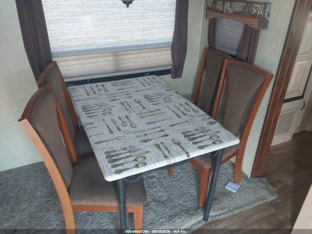 Продажа на аукционе авто 2012 Forest River V-cross Platinum, vin: 4X4TVCH2XCU100619, номер лота: 46047200