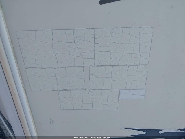 Продажа на аукционе авто 2012 Forest River V-cross Platinum, vin: 4X4TVCH2XCU100619, номер лота: 46047200