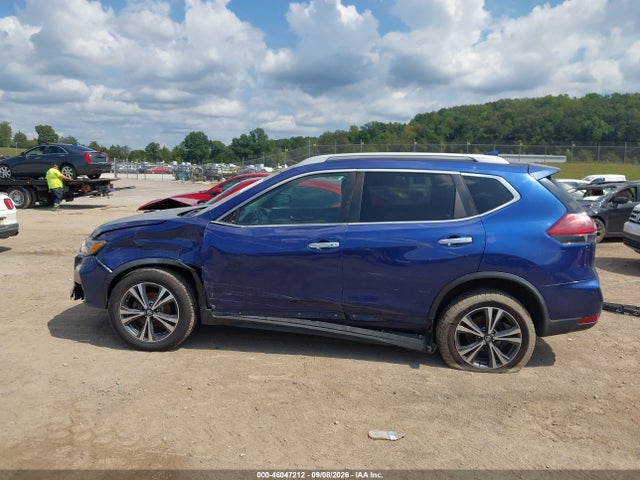 2018 Nissan Rogue Sl მანქანა იყიდება აუქციონზე, vin: 5N1AT2MV3JC783551, აუქციონის ნომერი: 46047212