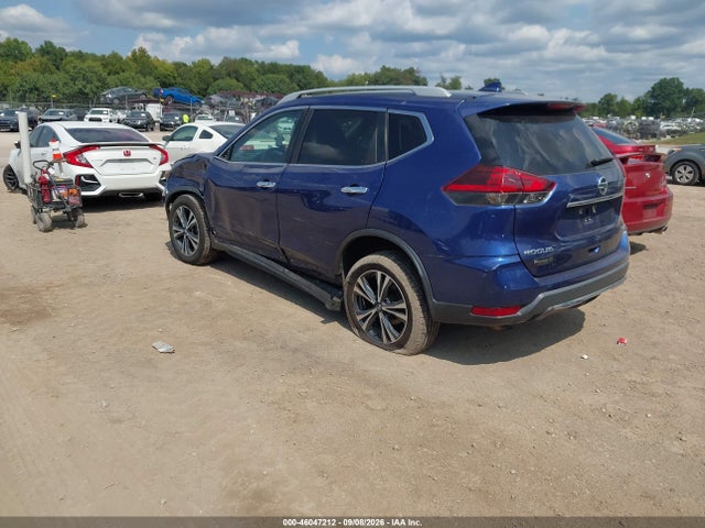 2018 Nissan Rogue Sl მანქანა იყიდება აუქციონზე, vin: 5N1AT2MV3JC783551, აუქციონის ნომერი: 46047212
