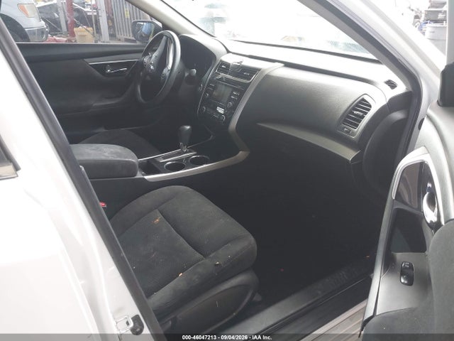 Nissan Altima 2.5 S 2014 1N4AL3AP8EN232595 Image 5