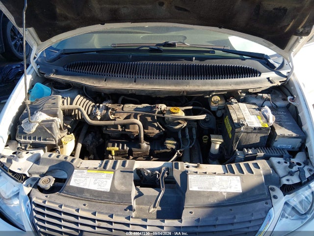 Продажа на аукционе авто 2002 Chrysler Town & Country Limited, vin: 2C8GP64L72R796934, номер лота: 46047230