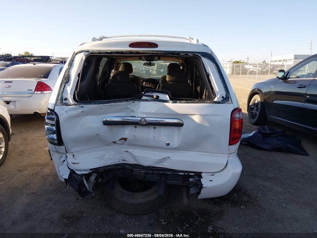 Продажа на аукционе авто 2002 Chrysler Town & Country Limited, vin: 2C8GP64L72R796934, номер лота: 46047230