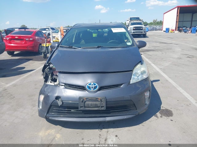 46047249 :رقم المزاد ، JTDKN3DU3F1869090 vin ، 2015 Toyota Prius Two مزاد بيع