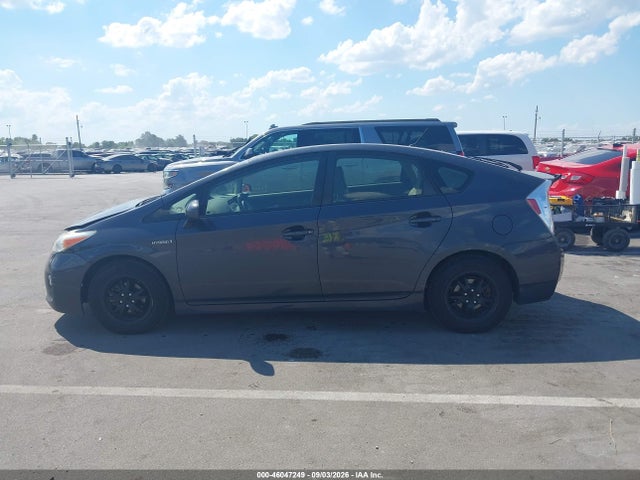 46047249 :رقم المزاد ، JTDKN3DU3F1869090 vin ، 2015 Toyota Prius Two مزاد بيع