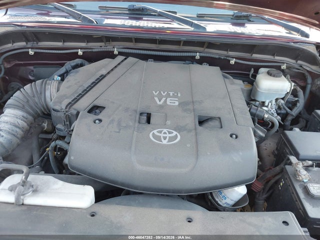 46047282 :رقم المزاد ، JTEBU11F570054972 vin ، 2007 Toyota Fj Cruiser مزاد بيع