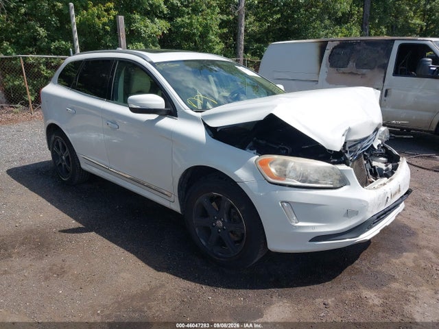 Aukcja sprzedaży 2014 Volvo Xc60 T6 R-design Platinum, vin: YV4902DZ2E2536999, numer aukcji: 46047283