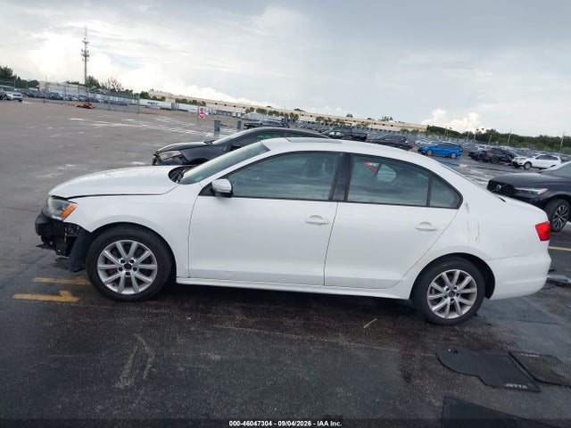 2012 Volkswagen Jetta 2.5l Se მანქანა იყიდება აუქციონზე, vin: 3VWDP7AJ1CM370403, აუქციონის ნომერი: 46047304