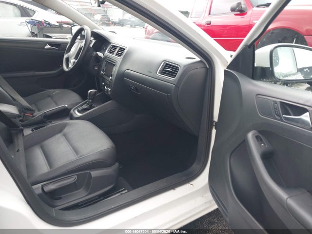 2012 Volkswagen Jetta 2.5l Se მანქანა იყიდება აუქციონზე, vin: 3VWDP7AJ1CM370403, აუქციონის ნომერი: 46047304
