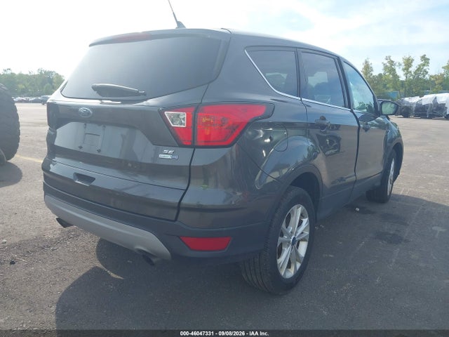46047331 :رقم المزاد ، 1FMCU9GDXKUA77349 vin ، 2019 Ford Escape Se مزاد بيع