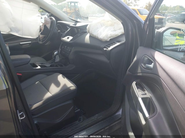 46047331 :رقم المزاد ، 1FMCU9GDXKUA77349 vin ، 2019 Ford Escape Se مزاد بيع