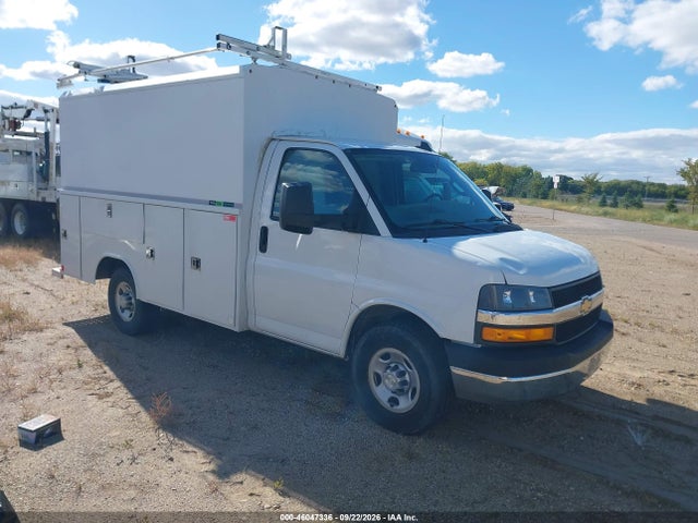 46047336 :رقم المزاد ، 1GB0GRFB5L1251933 vin ، 2020 Chevrolet Express Cutaway Work Van مزاد بيع