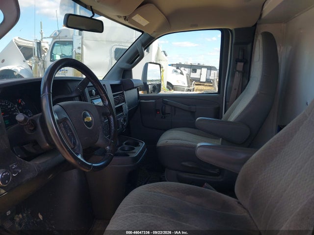 46047336 :رقم المزاد ، 1GB0GRFB5L1251933 vin ، 2020 Chevrolet Express Cutaway Work Van مزاد بيع