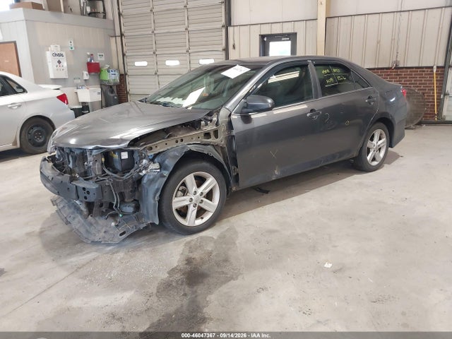 2014 Toyota Camry Se მანქანა იყიდება აუქციონზე, vin: 4T1BF1FK7EU426124, აუქციონის ნომერი: 46047367