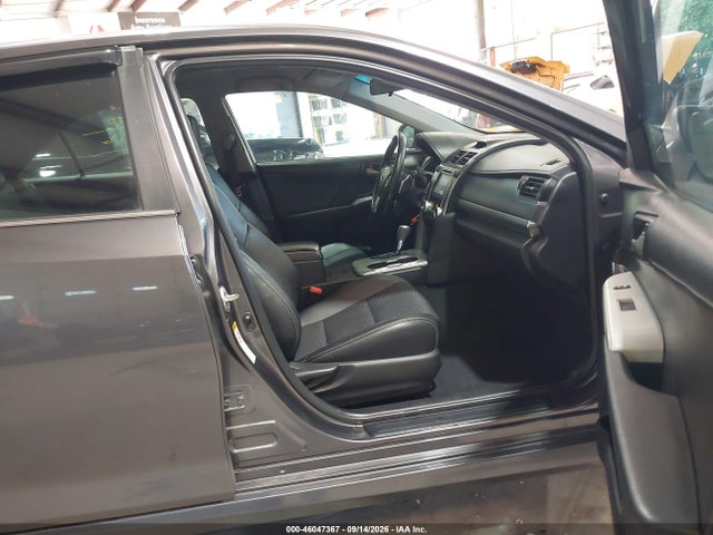 2014 Toyota Camry Se მანქანა იყიდება აუქციონზე, vin: 4T1BF1FK7EU426124, აუქციონის ნომერი: 46047367