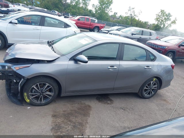 Aukcja sprzedaży 2024 Kia Forte Lxs, vin: 3KPF24AD2RE826740, numer aukcji: 46047372