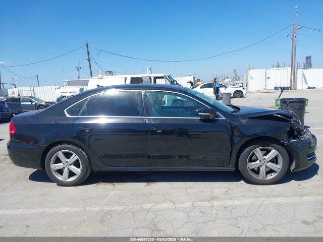 2013 Volkswagen Passat 2.5l Se მანქანა იყიდება აუქციონზე, vin: 1VWBP7A33DC091403, აუქციონის ნომერი: 46047399