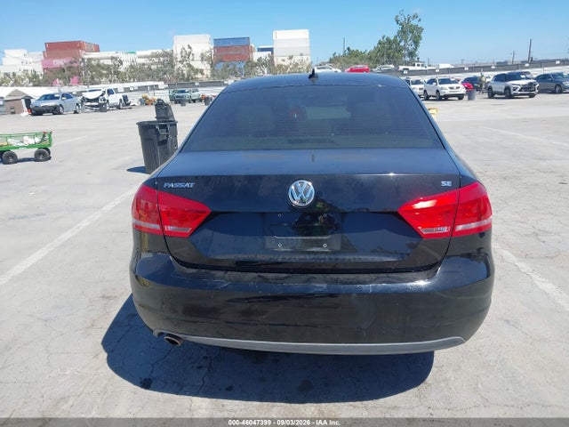 2013 Volkswagen Passat 2.5l Se მანქანა იყიდება აუქციონზე, vin: 1VWBP7A33DC091403, აუქციონის ნომერი: 46047399