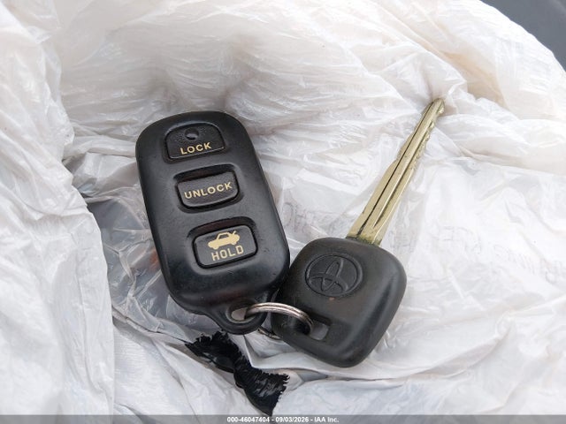 2004 Toyota Camry Le მანქანა იყიდება აუქციონზე, vin: 4T1BE32K04U286856, აუქციონის ნომერი: 46047404