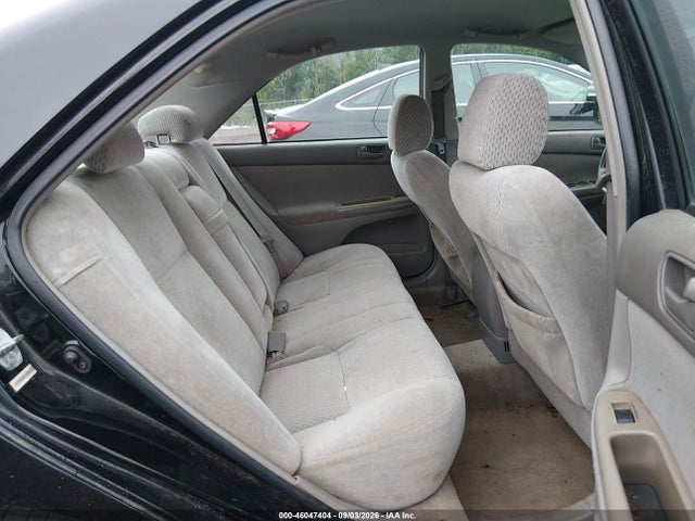 2004 Toyota Camry Le მანქანა იყიდება აუქციონზე, vin: 4T1BE32K04U286856, აუქციონის ნომერი: 46047404