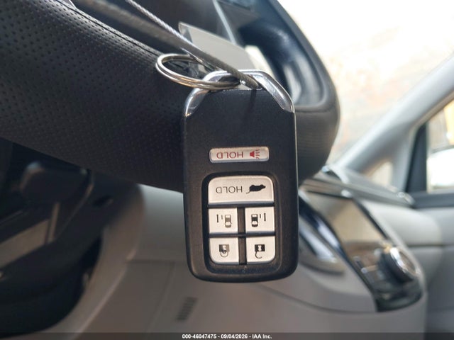46047475 :رقم المزاد ، 5FNRL5H37GB086896 vin ، 2016 Honda Odyssey Se مزاد بيع