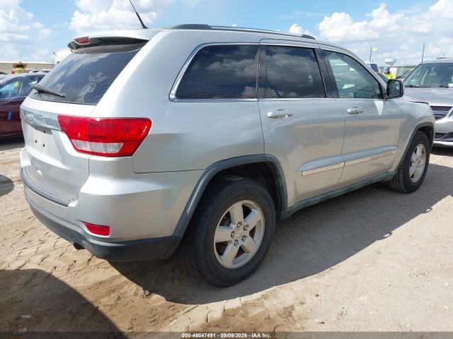 2011 Jeep Grand Cherokee Laredo მანქანა იყიდება აუქციონზე, vin: 1J4RS4GG2BC515654, აუქციონის ნომერი: 46047491