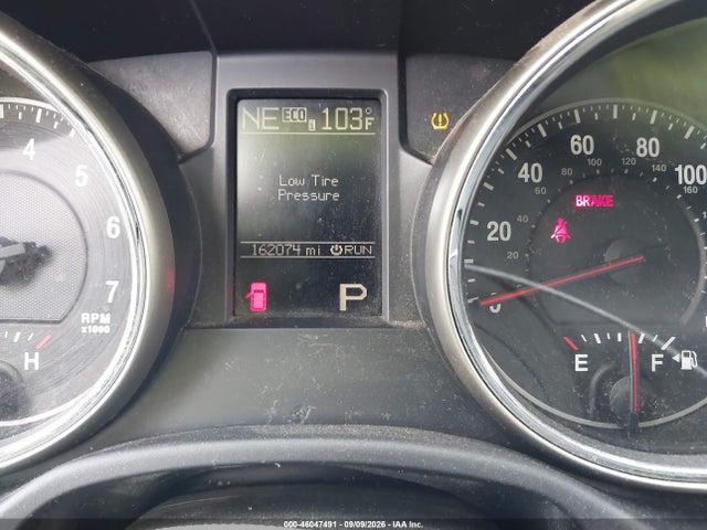 2011 Jeep Grand Cherokee Laredo მანქანა იყიდება აუქციონზე, vin: 1J4RS4GG2BC515654, აუქციონის ნომერი: 46047491