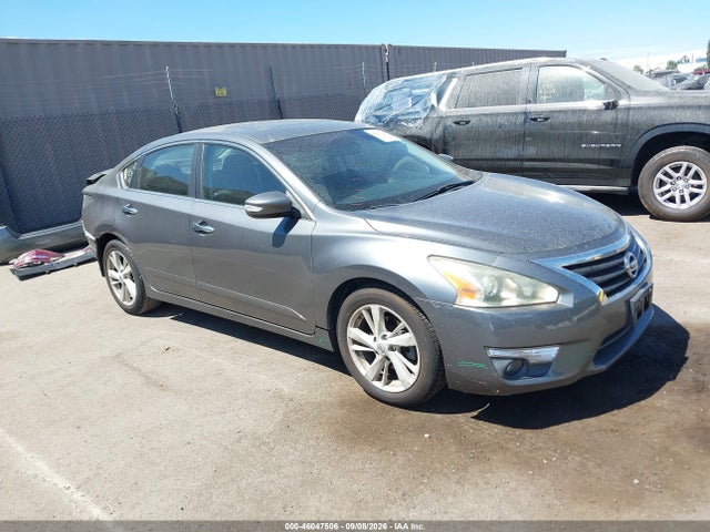 Auction sale of the 2014 Nissan Altima 2.5 Sv, vin: 1N4AL3AP1EN225066, lot number: 46047506