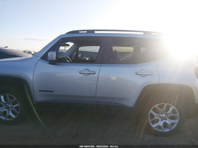 Jeep Renegade Latitude 4x4 2017 ZACCJBBB1HPG28207 Image 14