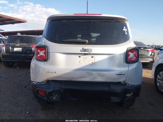 Jeep Renegade Latitude 4x4 2017 ZACCJBBB1HPG28207 Image 6
