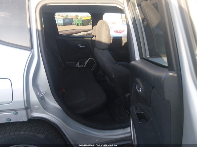 Jeep Renegade Latitude 4x4 2017 ZACCJBBB1HPG28207 Image 8