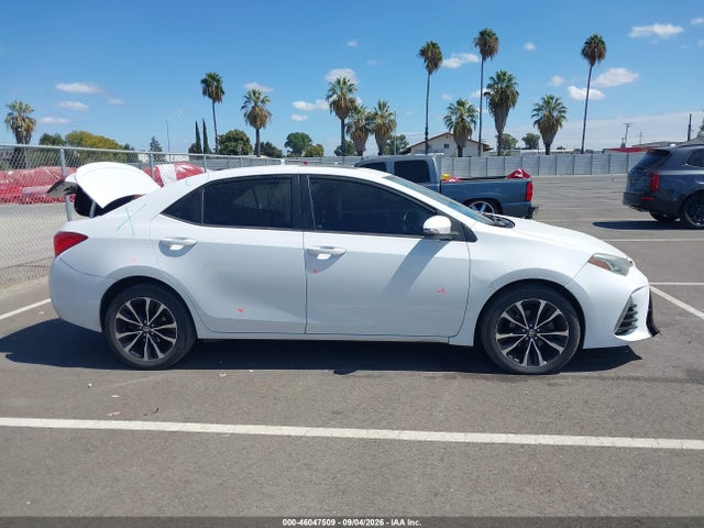 Toyota COROLLA SE 2017 5YFBURHE1HP624652 Image 13