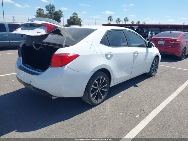 Toyota COROLLA SE 2017 5YFBURHE1HP624652 Image 4