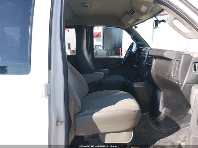 46047560 :رقم المزاد ، 1GAZGNFP2L1258449 vin ، 2020 Chevrolet Express Passenger Rwd 3500 Extended Wheelbase Ls مزاد بيع