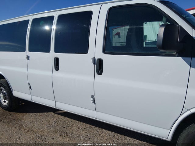 46047560 :رقم المزاد ، 1GAZGNFP2L1258449 vin ، 2020 Chevrolet Express Passenger Rwd 3500 Extended Wheelbase Ls مزاد بيع