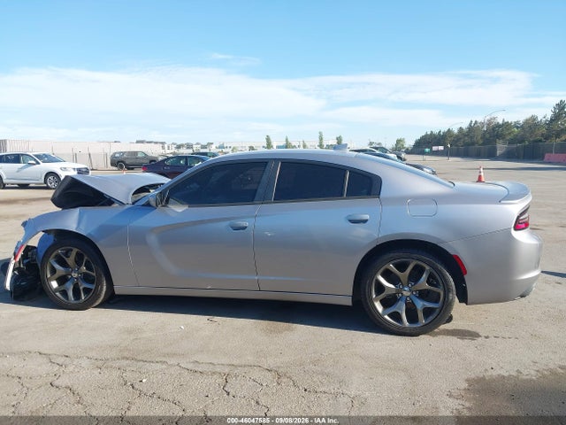 Продажа на аукционе авто 2016 Dodge Charger Sxt, vin: 2C3CDXHG1GH328033, номер лота: 46047585
