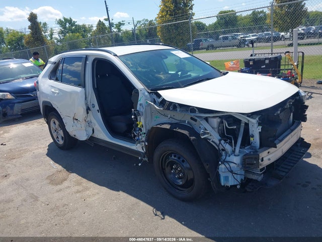 Продажа на аукционе авто 2021 Toyota Rav4 Xle, vin: 2T3P1RFV2MC210296, номер лота: 46047637