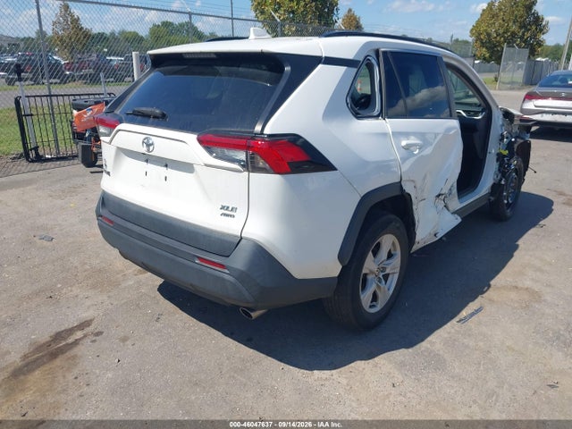 Продажа на аукционе авто 2021 Toyota Rav4 Xle, vin: 2T3P1RFV2MC210296, номер лота: 46047637