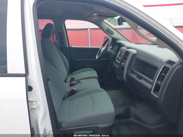 Продажа на аукционе авто 2016 Ram 1500 Tradesman, vin: 1C6RR6FG2GS382218, номер лота: 46047644